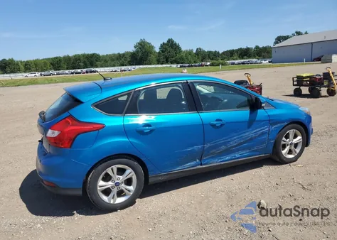 2014 Ford Focus Se z USA, uszkodzony, nr VIN 1FADP3K21EL310375